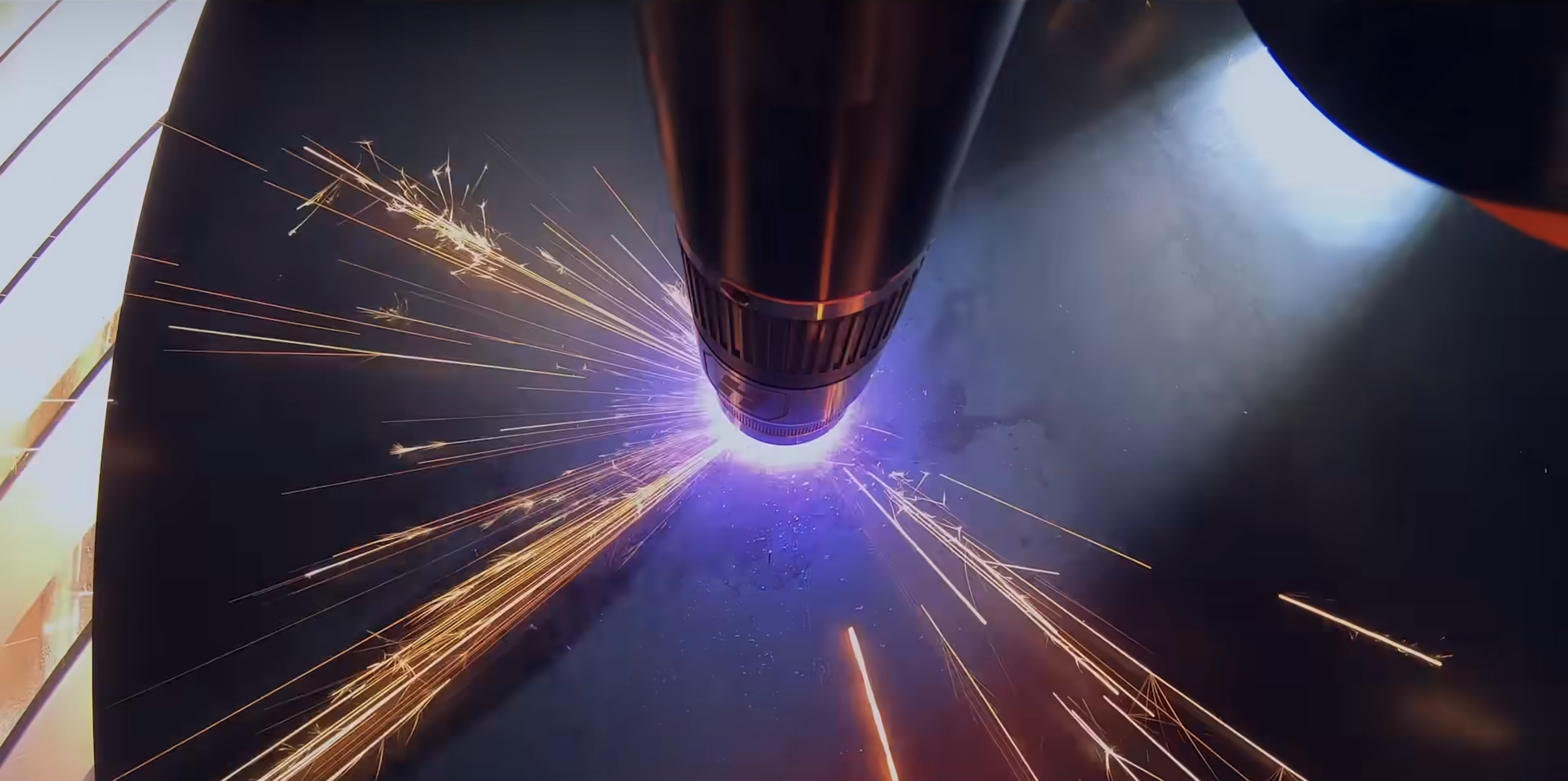 Why Fiber CNC Laser Cutting Machines Are the Future of Metal Cutting in UAE